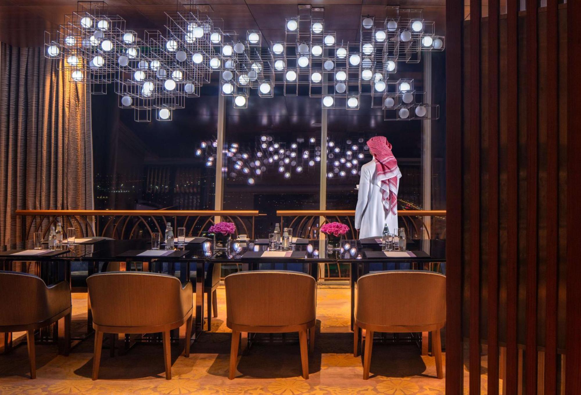Hyatt Regency Riyadh Olaya Exteriör bild The restaurant